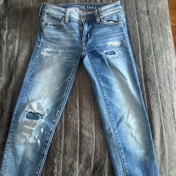 American Eagle Outfitters Light Blue Skinny Jeans - Picture 2 of 2